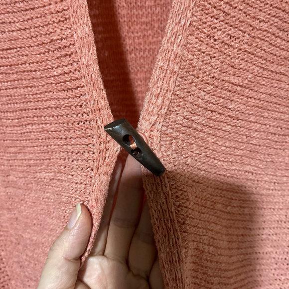 AUGUST SILK Coral Open Front Sweater Cardigan Size Medium Excellent Condition - Picture 7 of 9